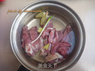 山药羊肉汤的做法步骤:2
