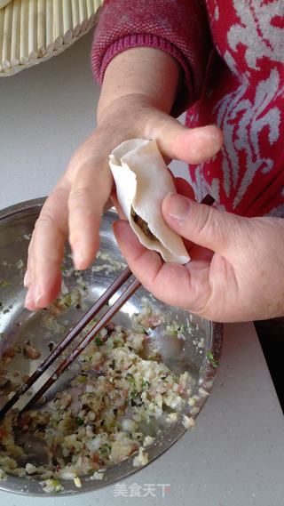 白菜猪肉水饺~~~详细步骤一步一步教你包水饺的做法步骤:20