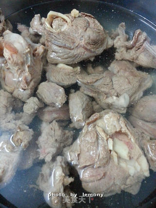 炖出来的冬日风情--清炖羊肉萝卜汤的做法步骤:3