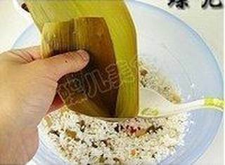 蜜豆小枣什锦粽子的做法步骤:7