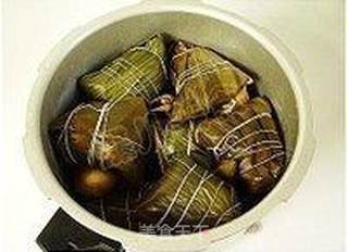 蜜豆小枣什锦粽子的做法步骤:13