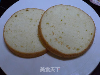 奶油霜裱花蛋糕的做法步骤:11