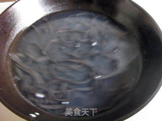 墨鱼面条的做法步骤:11