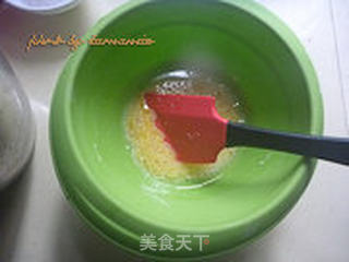 奶油霜裱花小蛋糕的做法步骤：3