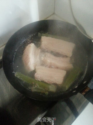 锅贴饺的做法步骤:2