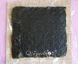 翻转樱花寿司的做法步骤:7