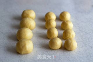 让生活更有趣,可爱的兔子面包的做法步骤:3