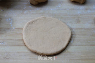 保护宝贝的亮眼睛——胡萝卜蜜豆包的做法步骤:6