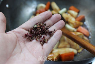 下饭好滋味——杏鲍菇烧胡萝卜的做法步骤:8