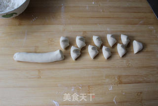 简单的经典——韭菜鸡蛋水饺的做法步骤:7