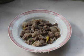 一个人的午餐也可以有滋有味——红烧牛肉面的做法步骤：4