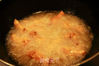 酥香炸鸡腿的做法步骤:4