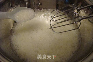 和孩子一起做圣诞翻糖蛋糕的做法步骤:4