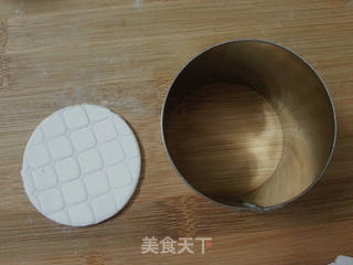 和孩子一起做圣诞翻糖蛋糕的做法步骤:19