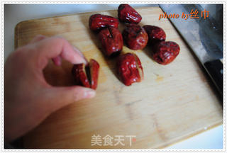 红枣莲子糯米藕的做法步骤:4