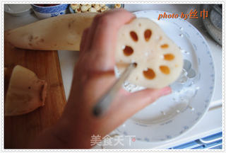 红枣莲子糯米藕的做法步骤:10