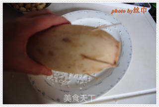 红枣莲子糯米藕的做法步骤:12