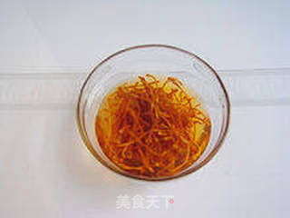 【虫草花鸡汤】--- 冬季里温和滋补的好汤水的做法步骤:2