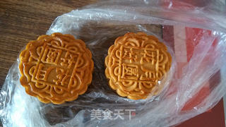 豆沙莲蓉月饼的做法步骤:16