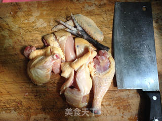 秋冬润燥--【莲子百合煲鸡汤】的做法步骤:2