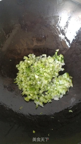 色彩的诱惑~~~炒饭君来袭的做法步骤:4
