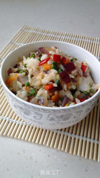 色彩的诱惑~~~炒饭君来袭的做法步骤:9
