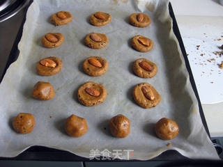 红糖杏仁饼干的做法步骤:7