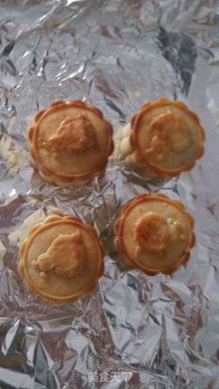 自制豆沙月饼的做法步骤:7