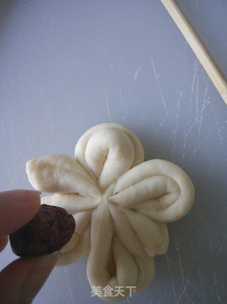 枣花馒头的做法步骤:7