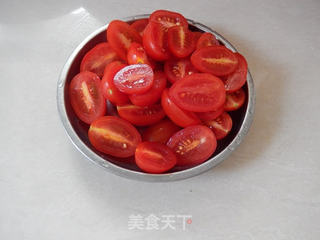 圣女果炒花椰菜的做法步骤:3