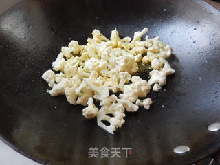 圣女果炒花椰菜的做法步骤:5