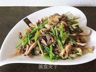 芫爆羊杂的做法步骤:8