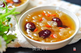 红枣银耳羹的做法步骤:3