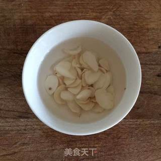 酸奶百合山药的做法步骤:2