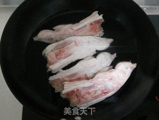 烤出来的美味滋补美容圣品——烤猪蹄的做法步骤:2
