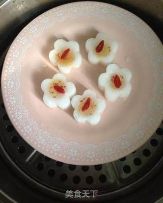 桂杞蜜糖蒸萝卜的做法步骤:8