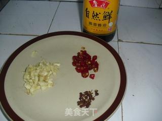 脆拌菜梗的做法步骤:2