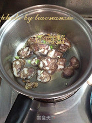 腊肠芋头的做法步骤:3