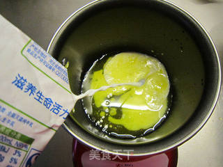 香滑幼嫩面包布丁的做法步骤:11