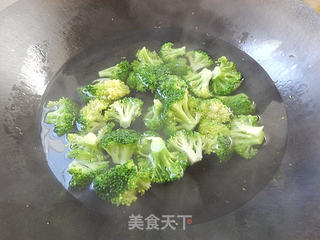 咖喱鱼丸的做法步骤：4