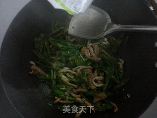 线辣椒炒肉丝的做法步骤:7