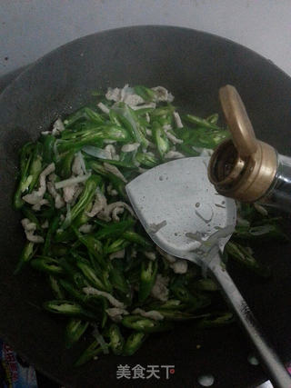 线辣椒炒肉丝的做法步骤:6
