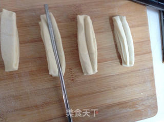 无铝泡打粉小油条的做法步骤:9