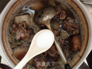 豆豆来补冬--猪尾山药煲花芸豆的做法步骤:6