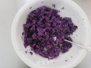 好吃停不下来的紫薯饼——紫薯饼的做法步骤:2