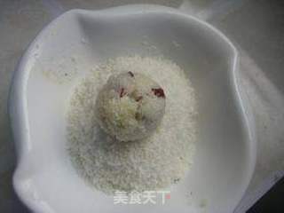 蔓越莓椰蓉球的做法步骤:9