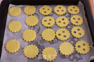 【番茄配方】小鬼脸圣诞饼干——配合酸甜的果酱好吃极了的做法步骤:9