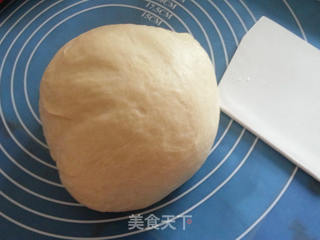 小乌龟肉松面包的做法步骤:5