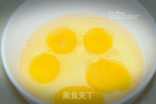 自制美味蛋饺的做法步骤:5