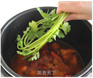 天冷来一锅鲜嫩热乎的【酒香鲜辣红焖羊排】——羊肉去膻一招制胜的做法步骤:5